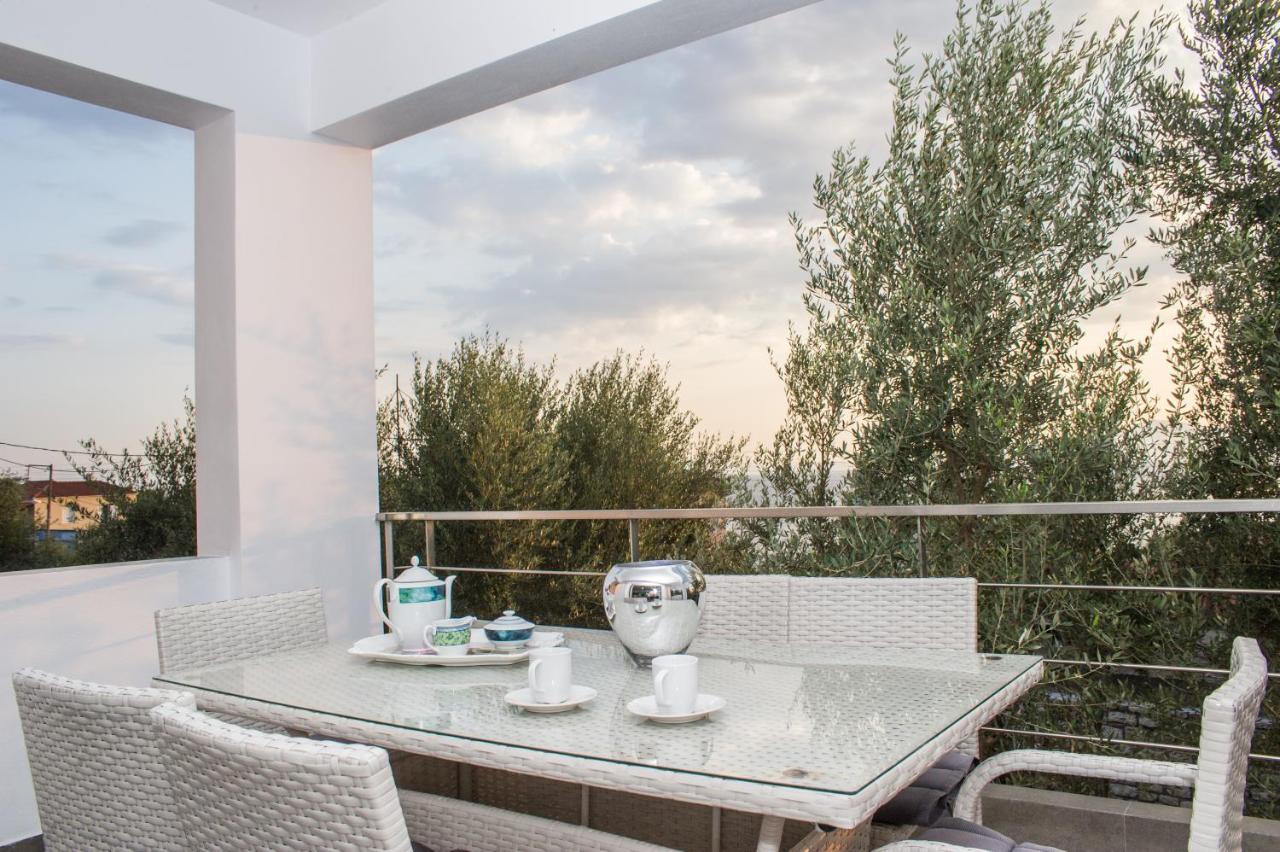 Nina'S Villa, Cosy Seaview Retreat Verga Kalamata Exterior photo