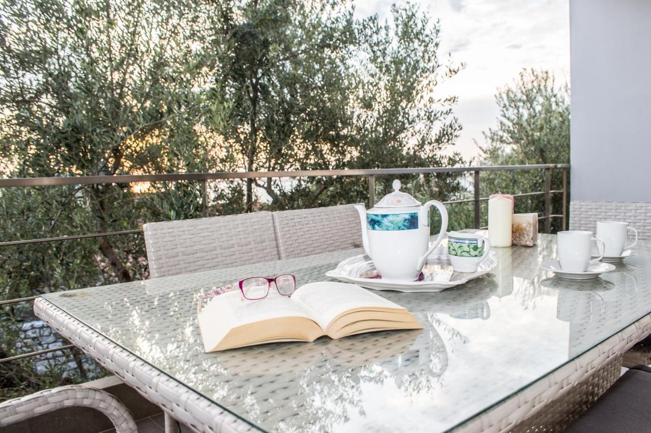 Nina'S Villa, Cosy Seaview Retreat Verga Kalamata Exterior photo